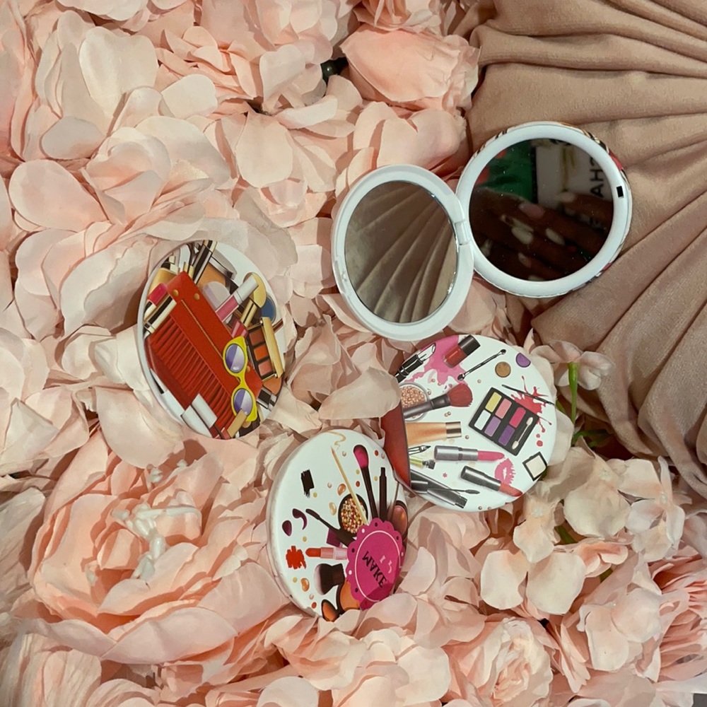 New cosmetic mirrors♥️‎